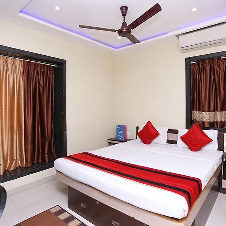 Reliable Inn Kolkata Luaran gambar