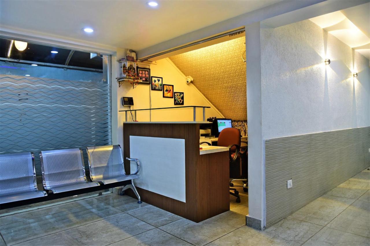 Reliable Inn Kolkata Luaran gambar
