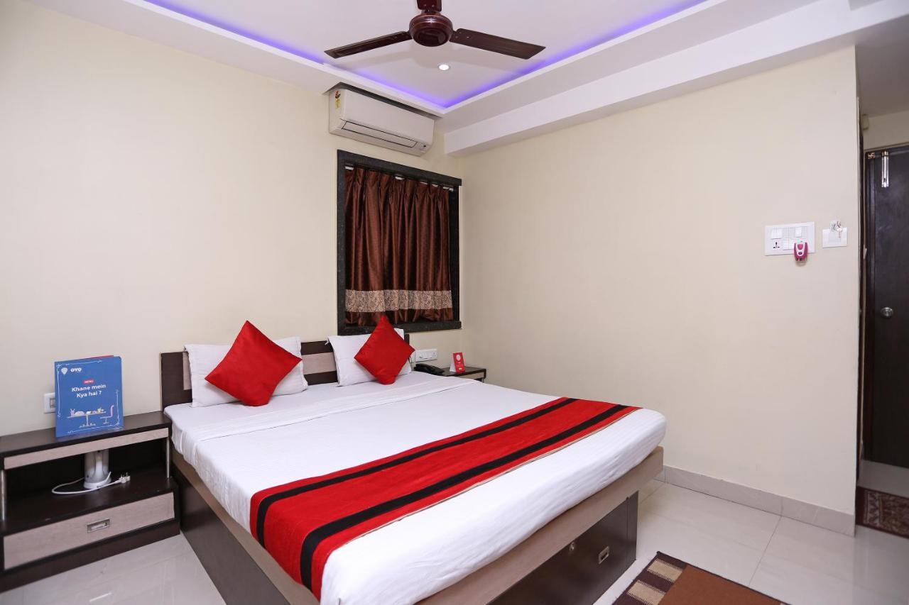 Reliable Inn Kolkata Luaran gambar