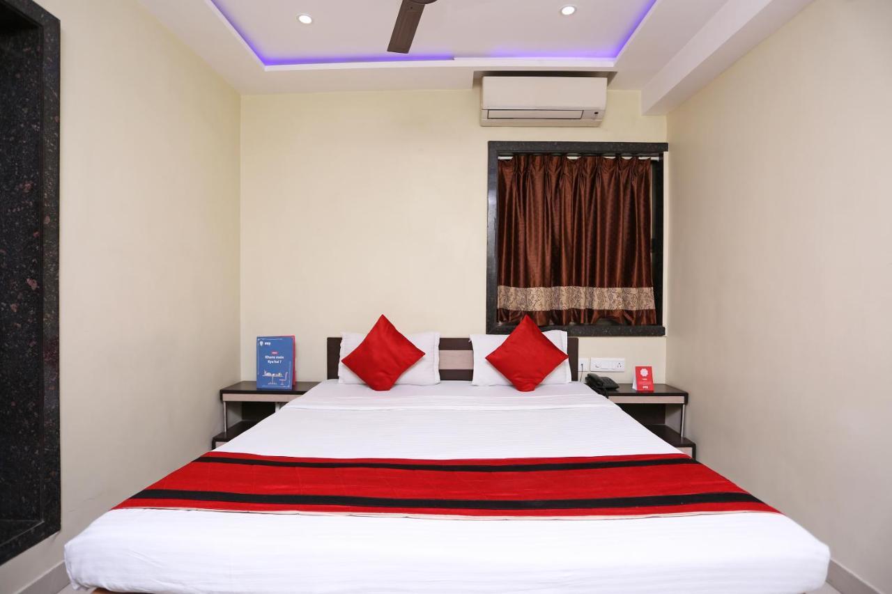 Reliable Inn Kolkata Luaran gambar