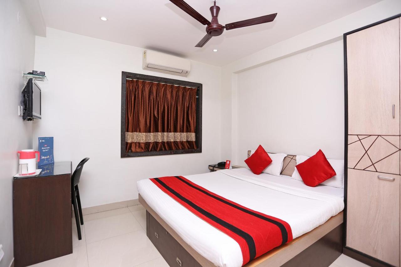 Reliable Inn Kolkata Luaran gambar